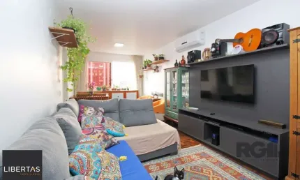 Apartamento a venda composto de dois dormitórios no bairro menino deus com vaga