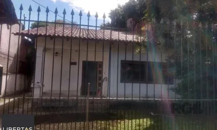 Casa com 3 quartos à venda na Rua Mura, 108, Guarujá, Porto Alegre