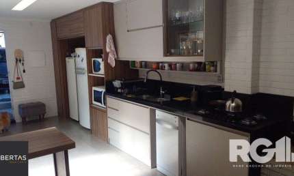 Casa com 3 quartos à venda na Rua Magalhães Calvet, 150, Sarandi, Porto Alegre