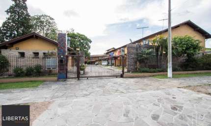 Casa em condomínio fechado com 4 quartos à venda na Avenida da Cavalhada, 6347, Cavalhada, Porto Alegre