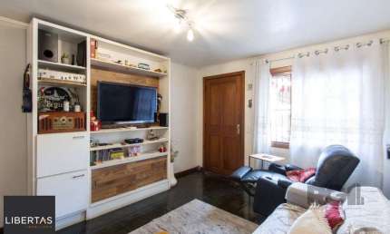Casa de 3 dormitórios à venda na Tristeza - Zona sul de Poa.