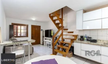 Casa em condomínio fechado com 3 quartos à venda na Rua Sílvio Silveira Soares, 2406, Camaquã, Porto Alegre