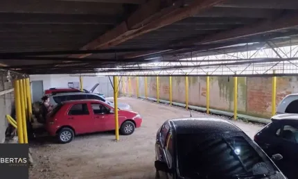 Barracão / Galpão / Depósito à venda na Rua Doutor Sebastião Leão, 305, Azenha, Porto Alegre