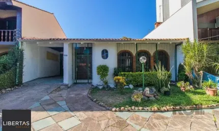 Casa com 3 quartos à venda na Rua Jaguari, 878, Cristal, Porto Alegre