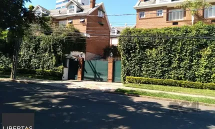Casa em condomínio para vender, 222m², 3 dormitórios, três figueiras