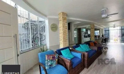 Casa com 3 quartos à venda na Rua Folha da Tarde, 56, Cristal, Porto Alegre