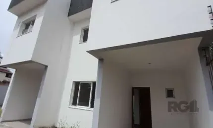 Casa com 3 quartos à venda na Rua Coronel Timóteo, 94, Camaquã, Porto Alegre