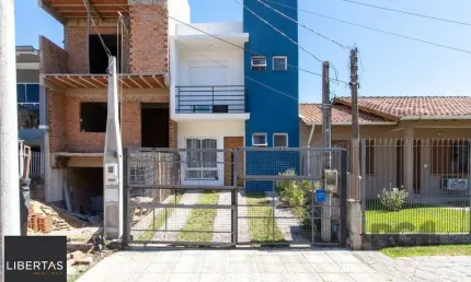 Casa com 3 quartos à venda na Rua Antônio Josephino Perrone, 79, Espírito Santo, Porto Alegre