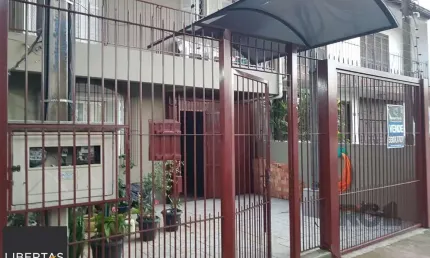 Casa com 4 quartos à venda na Rua Veador Porto, 556, Santana, Porto Alegre