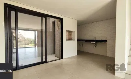 Sobrado a Venda no Residencial Verdes Campos na Rua Anna Abruzzi.
