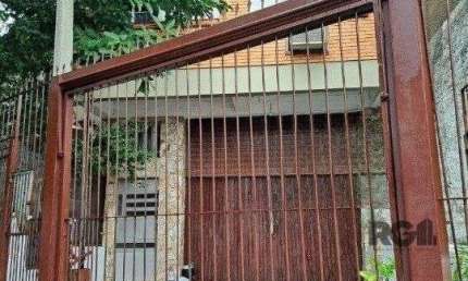 Casa com 3 quartos à venda na Avenida Viena, 83, São Geraldo, Porto Alegre