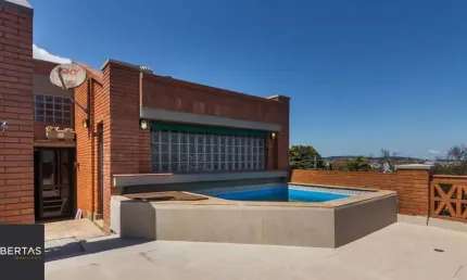 Casa Condominio para Venda - 359.27m², 3 dormitórios, sendo 1 suites, 4 vagas - Cristal