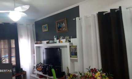 Casa em condomínio com 168,03m² com 3 dormitórios, 1 suíte, vagas de garagem, no bairro Serraria