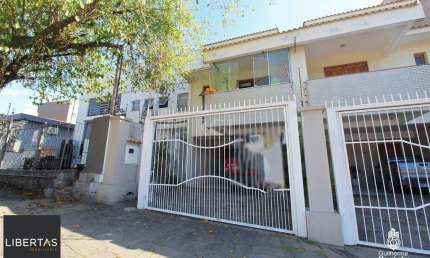 Casa para Venda - 227.93m², 3 dormitórios, sendo 1 suites, 2 vagas - Chácara das Pedras