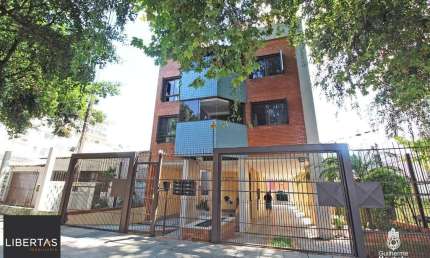 Cobertura para Venda - 217.04m², 3 dormitórios, sendo 1 suites, 2 vagas - Tristeza