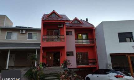 Casa em condomínio fechado com 3 quartos à venda na Rua Adriano Pereira da Silva, 501, Vila Nova, Porto Alegre