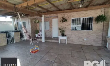 Casa com 3 quartos à venda na Rua do Cedro, 95, Restinga, Porto Alegre