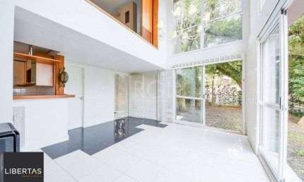 Casa à venda com 2 quartos, 255m² Rua CORONEL GOMES DE CARVALHO, Sétimo Céu, Porto Alegre