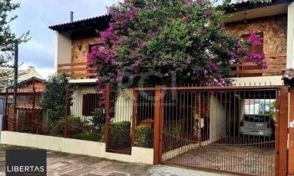 Casa com 3 quartos à venda na Rua Marista, 216, Vila João Pessoa, Porto Alegre