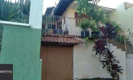 Casa com 2 quartos à venda na Rua Augusto Belloli, 63, Teresópolis, Porto Alegre