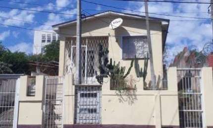 Terreno à venda na Rua Cangussu, 340, Nonoai, Porto Alegre