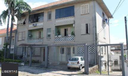 Apartamento de 2 dormitórios com 2 vagas no bairro Jardim São Pedro