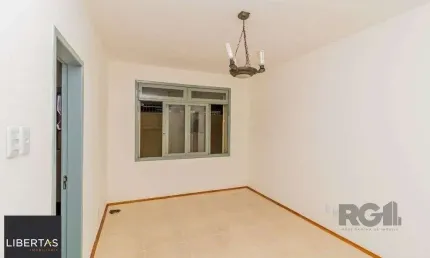 Excelente apartamento de 92m² com 2 dormitórios no bairro Bom Fim.