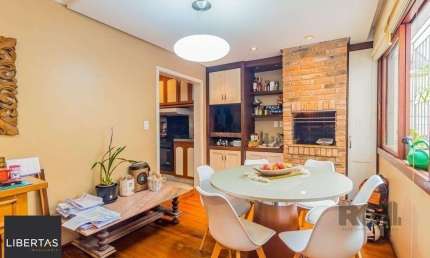 Excelente apartamento de 110m² com 3 dormitórios e 2 vagas.