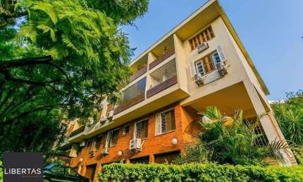 Apartamento térreo 67m² - 2 dormitórios e 1 vaga no bairro Higienópolis