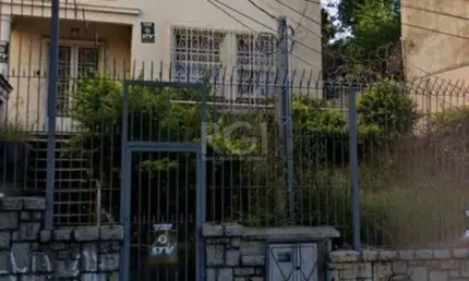 Casa à venda na Avenida Protásio Alves, 1965, Petrópolis, Porto Alegre