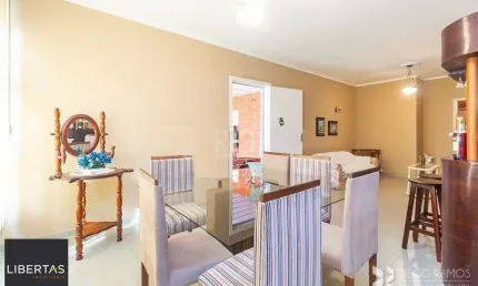 Casa térrea à venda, com 2 suites, 3 banheiros, edicula, pátio, 2 vagas - Bairro Medianeira
