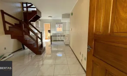 Casa em condomínio fechado com 2 quartos à venda na Rua Afonso Arinos, 145, Camaquã, Porto Alegre