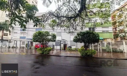 Apartamento com 2 quartos à venda na Avenida Alegrete, 90, Petrópolis, Porto Alegre
