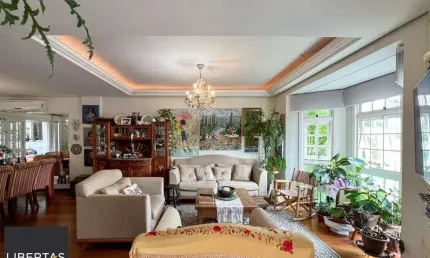 Excelente casa em condomínio no Bairro Tristeza - Ao lado do Shopping Paseo