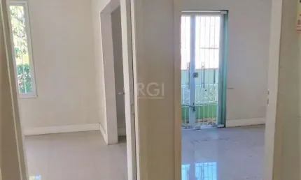 Casa Comercial para Venda - 250m², 0 dormitórios, 10 vagas - Glória