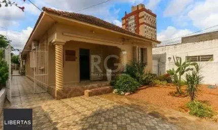 Casa para Venda - 160m², 3 dormitórios, 3 vagas - Partenon