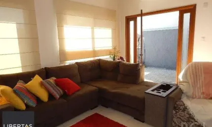 Casa Condominio para Venda - 119.3m², 4 dormitórios, sendo 4 suites, 2 vagas - Mario Quintana