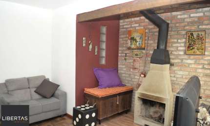 Sobrado para Venda - 168m², 4 dormitórios, 6 vagas - Jardim Sabará