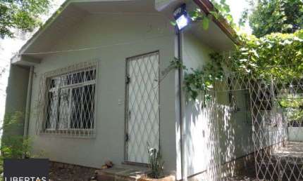 Casa para Venda - 200m², 3 dormitórios, 2 vagas - Navegantes