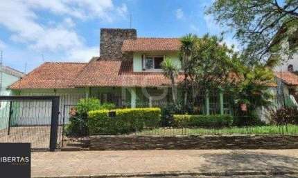 Casa para Venda - 352m², 5 dormitórios, sendo 1 suites, 4 vagas - Rubem Berta
