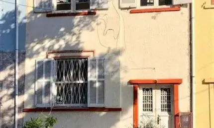 Casa com 3 quartos à venda na Rua Dom João VI, 233, Medianeira, Porto Alegre