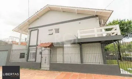 Casa para Venda - 238.35m², 4 dormitórios, sendo 1 suites, 2 vagas - Nonoai