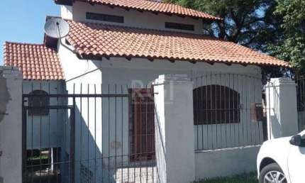 Casa para Venda - 345.22m², 3 dormitórios, 3 vagas - Teresópolis