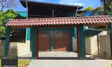 Casa para Venda - 200m², 3 dormitórios, sendo 1 suites, 2 vagas - Hípica