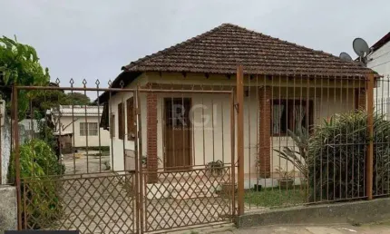 Casa para Venda - 146m², 4 dormitórios, 4 vagas - Cavalhada