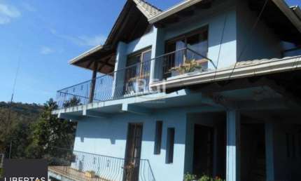 Casa para Venda - 185m², 4 dormitórios, sendo 2 suites, 4 vagas - Nonoai