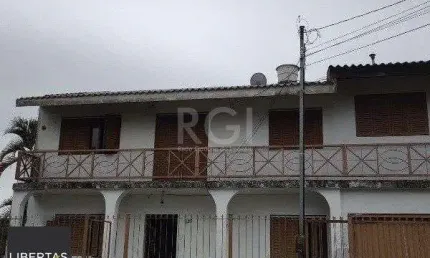 Casa  3 dormitórios, sendo 1 suites, 2 vagas - Medianeira, Porto Alegre/RS
