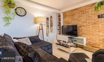 Apartamento para Venda - 105m², 2 dormitórios, sendo 1 suites, 2 vagas - Menino Deus