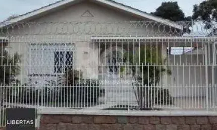 Casa para venda - 184m², 3 dormitórios, sendo 1 suites, 4 vagas - cristal