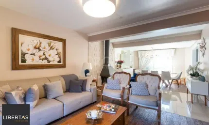 Casa Condominio para Venda - 240m², 4 dormitórios, sendo 1 suites, 2 vagas - Ipanema